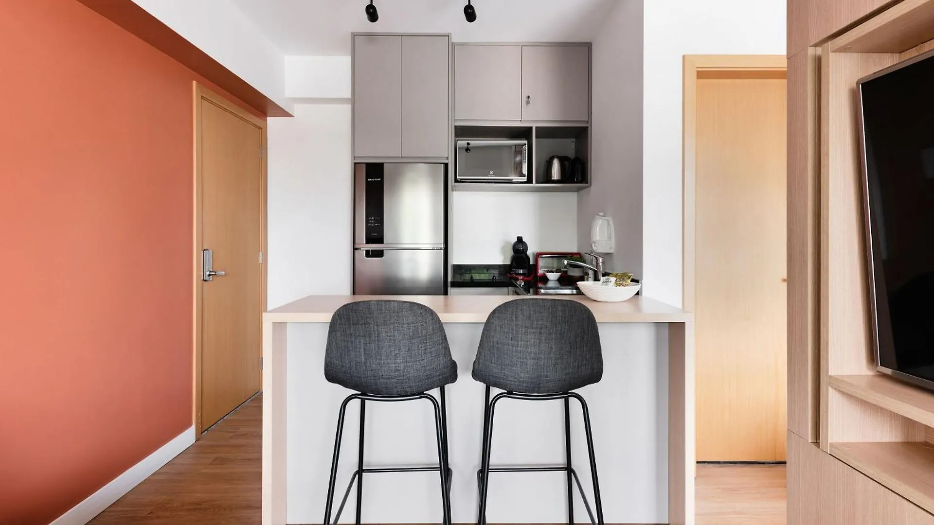Apartamentos Completos Em Pinheiros A Uma Quadra Da Faria Lima - Homelike São Paulo 0*,  Brasil