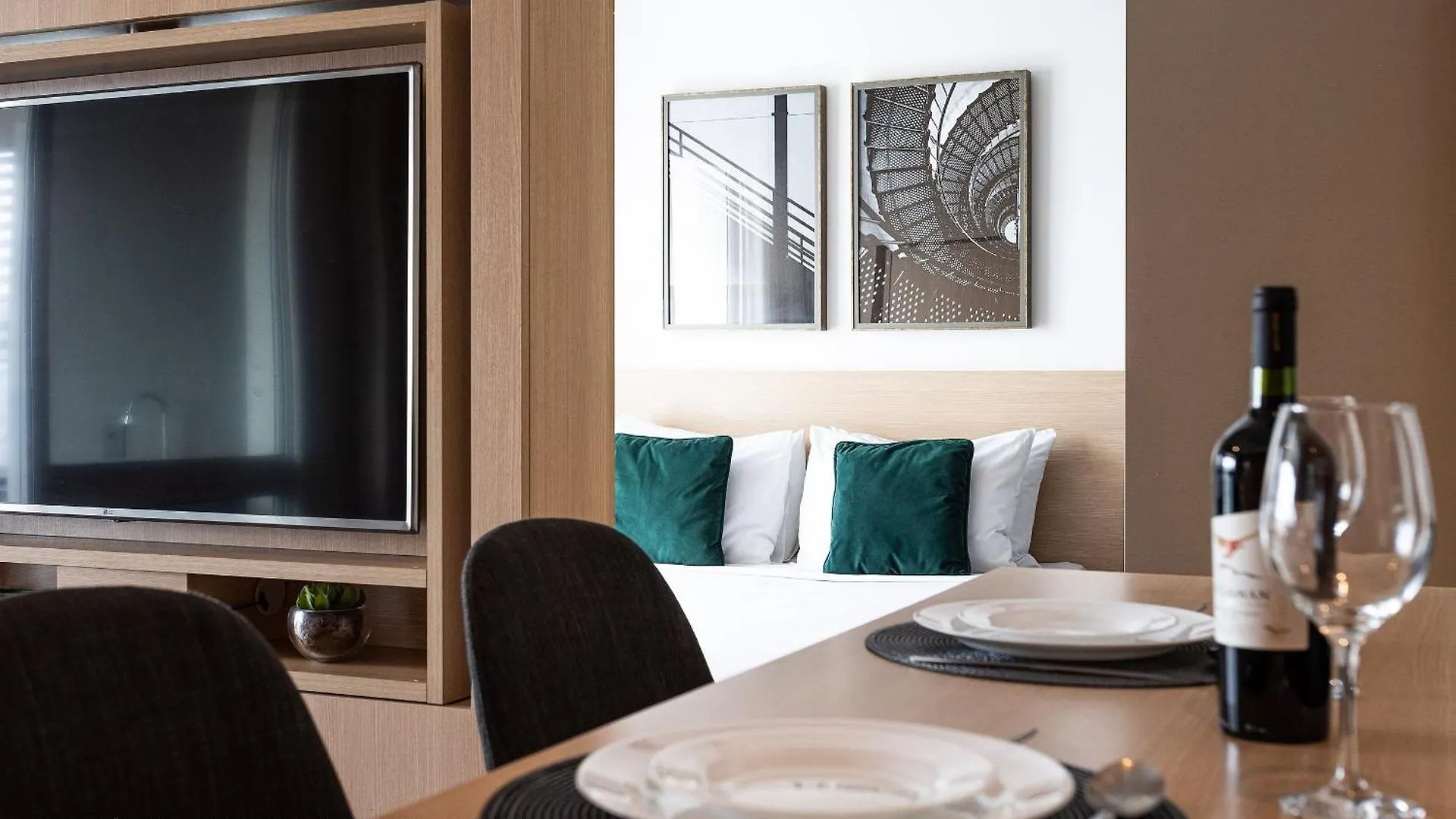 Apartamentos Completos Em Pinheiros A Uma Quadra Da Faria Lima - Homelike São Paulo 0*,  Brasil